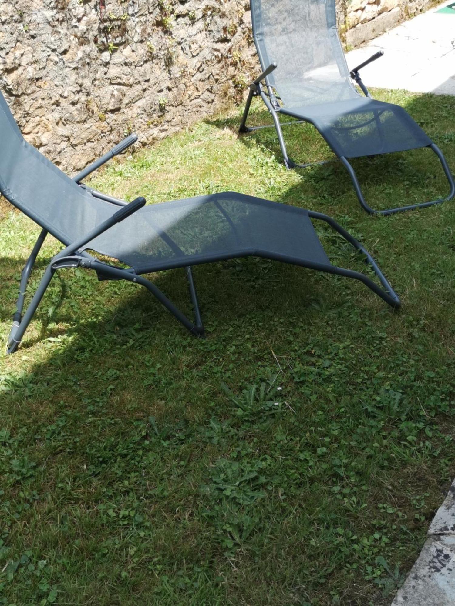 Logement Spacieux Rez-De-Chaussee, Jardin, Stationnement Devant, A 5 Minutes A Pied Du Centre De Sarlat Villa Luaran gambar